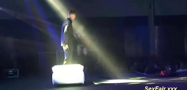  flexible lapdance on venus show stage